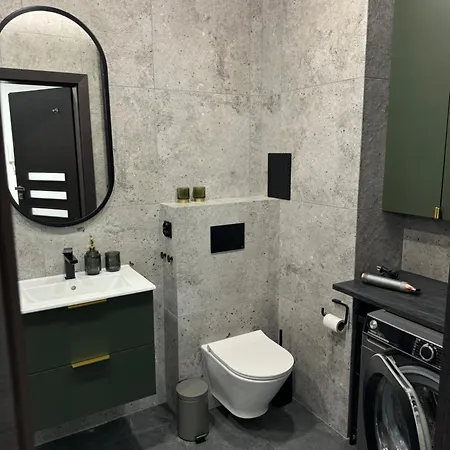 Good Time Koscielna 33 포즈난